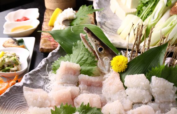 三宮で旬の鱧料理が味わえる創作和食店