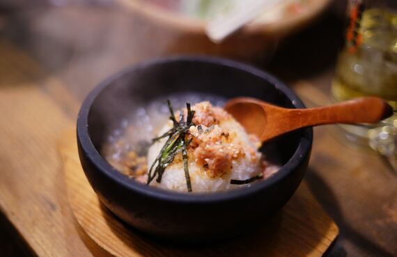 三宮にある和食料理店では個室で旬の食材を使用した創作料理が味わえます